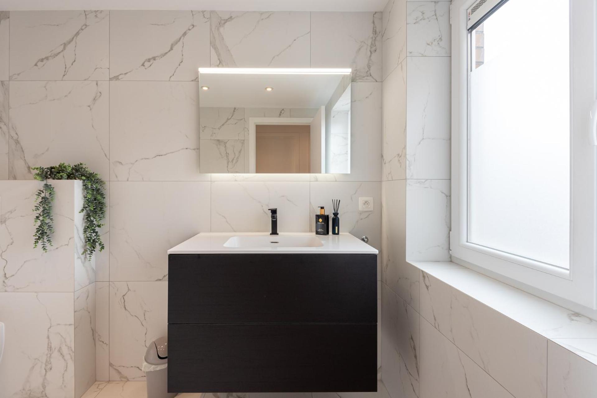 Spacious Penthouse For 8 People In The City Centre Остенде Екстериор снимка